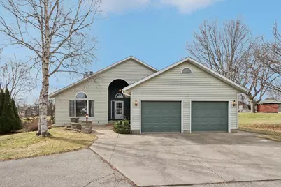 620 E Ogden Street, Jefferson, WI 53549 - Photo 1