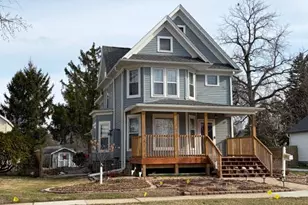 1214 Laurel Ave, Janesville, WI 53548 - Photo 1