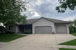 713 S 2nd St, Mount Horeb, WI 53572 - Photo 1