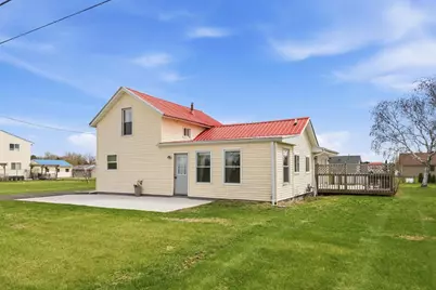 2425 S Oakhill Avenue, Janesville, WI 53546 - Photo 1