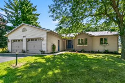 1040 Saddle Ridge, Portage, WI 53901 - Photo 1