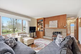 102 W Lakeview Ave, Madison, WI 53716 - Photo 1