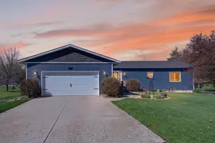 688 Bliven Rd, Edgerton, WI 53534 - Photo 1