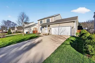 1117 Glacier Hill Dr, Madison, WI 53704 - Photo 1