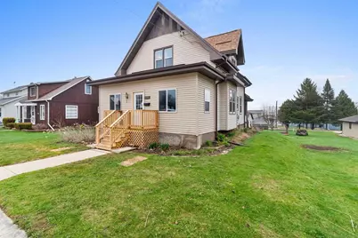 2216 Monroe Street, New Holstein, WI 53061 - Photo 1