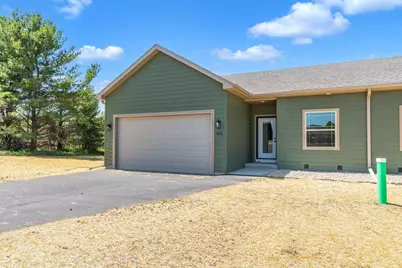 408 Mine Street, Baraboo, WI 53913 - Photo 1
