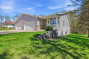 507 Monroe St, Beaver Dam, WI 53916 - Photo 1