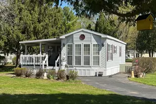 391 Skyline Dr, Edgerton, WI 53534 - Photo 1