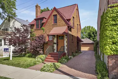 2205 E Washington Avenue, Madison, WI 53704 - Photo 1