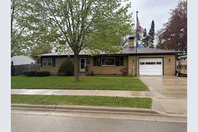134 E Goodland Street, Sun Prairie, WI 53590 - Photo 1