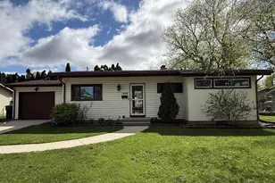 1426 Tamarack Ln, Janesville, WI 53545 - Photo 1