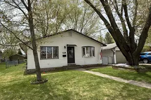 510 W Monowau St, Tomah, WI 54660 - Photo 1