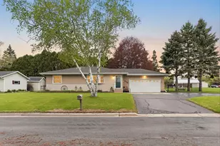 300 Prairie Ave, Lake Mills, WI 53551 - Photo 1