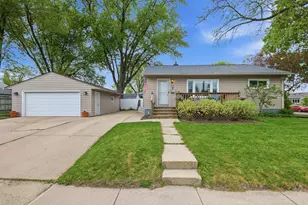 713 Dempsey Rd, Madison, WI 53714 - Photo 1