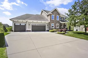 245 Stone Bridge Cir, Deerfield, WI 53531 - Photo 1
