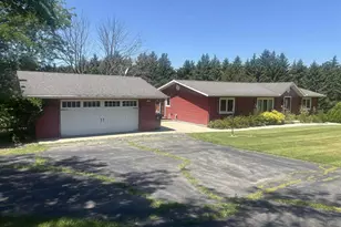 356 Sherman Ave, Markesan, WI 53946 - Photo 1