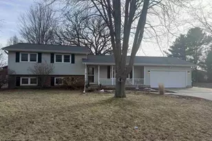 2113 Wisconsin Ave, Sun Prairie, WI 53590 - Photo 1