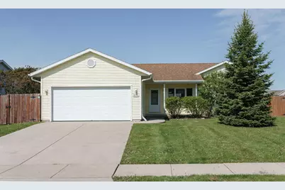 206 Cedar Avenue, Delavan, WI 53115 - Photo 1