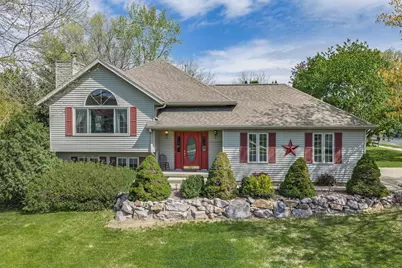 1827 Huntington Park Drive, Reedsburg, WI 53959 - Photo 1