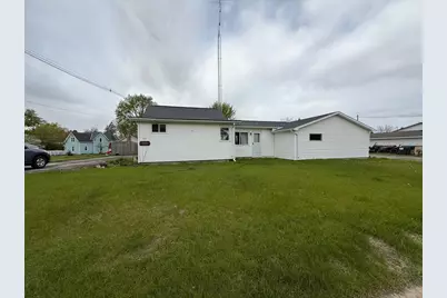 471 N Fulton Street, Princeton, WI 54968 - Photo 1