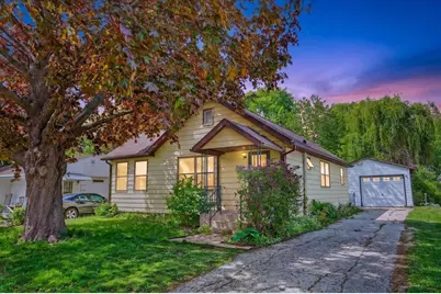 844 Ridgewood Way, Madison, WI 53713 - Photo 1