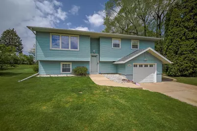 2107 W 4th Avenue, Monroe, WI 53566 - Photo 1