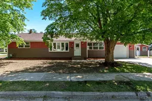 1103 Mitchell St, Janesville, WI 53546 - Photo 1
