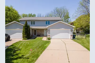 209 Cody Circle, Marshall, WI 53559 - Photo 1