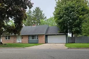 52 S Randall Ave, Janesville, WI 53545 - Photo 1