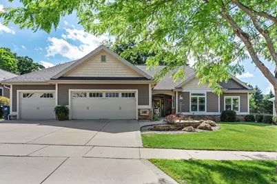 19 Savannah Parkway, Deerfield, WI 53531 - Photo 1