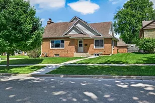 704 18th Ave, Monroe, WI 53566 - Photo 1