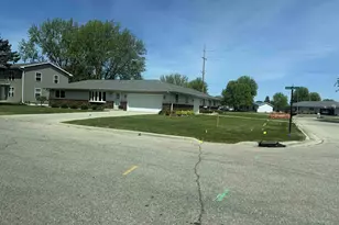 2921 Randolph Rd, Janesville, WI 53545 - Photo 1