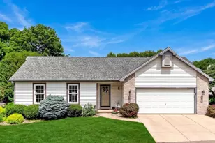 3033 Artesian Ln, Madison, WI 53713 - Photo 1