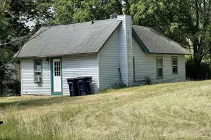 612 S Chatham St, Janesville, WI 53548 - Photo 1