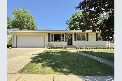 411 Westview Avenue, Clinton, WI 53525 - Photo 1