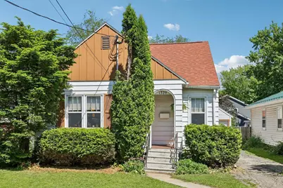 1329 N Sherman Avenue, Madison, WI 53704 - Photo 1
