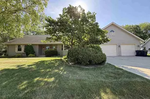 3259 Thames Ln, Janesville, WI 53546 - Photo 1