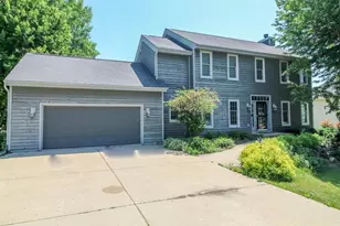 209 Waverly Dr, Cambridge, WI 53523 - Photo 1