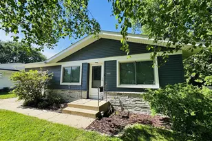 550 Wilson St, Sun Prairie, WI 53590 - Photo 1