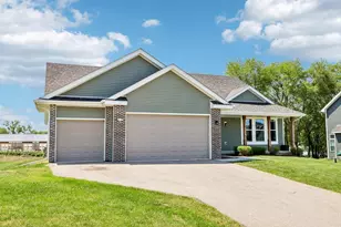706 E Mason Dr, Edgerton, WI 53534 - Photo 1