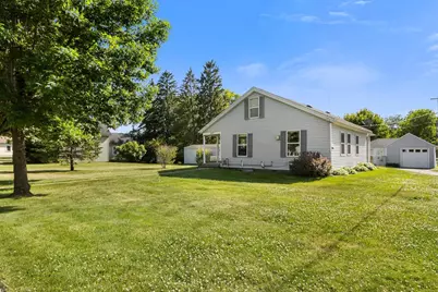 327 N Main Street, Pardeeville, WI 53954 - Photo 1