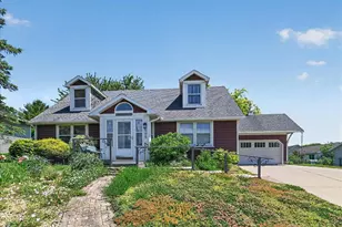 505 Reid Dr, Mount Horeb, WI 53572 - Photo 1