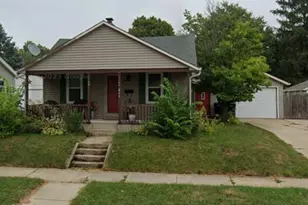 466 N Oakhill Ave, Janesville, WI 53548 - Photo 1