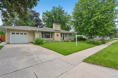 204 6th Street, Waunakee, WI 53597 - Photo 1