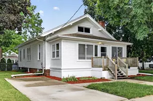 516 N Walnut St, Janesville, WI 53548 - Photo 1