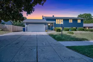 1518 Wolcott St, Janesville, WI 53546 - Photo 1