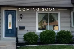 18 Grand Canyon Dr, Madison, WI 53705 - Photo 1