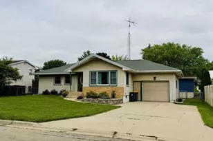 917 26th St, Monroe, WI 53566 - Photo 1