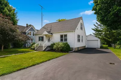 262 W North Street, Juneau, WI 53039 - Photo 1