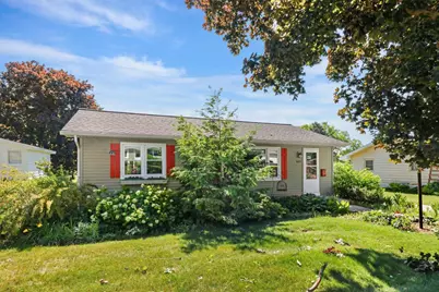 407 S 4th Street, Mount Horeb, WI 53572 - Photo 1